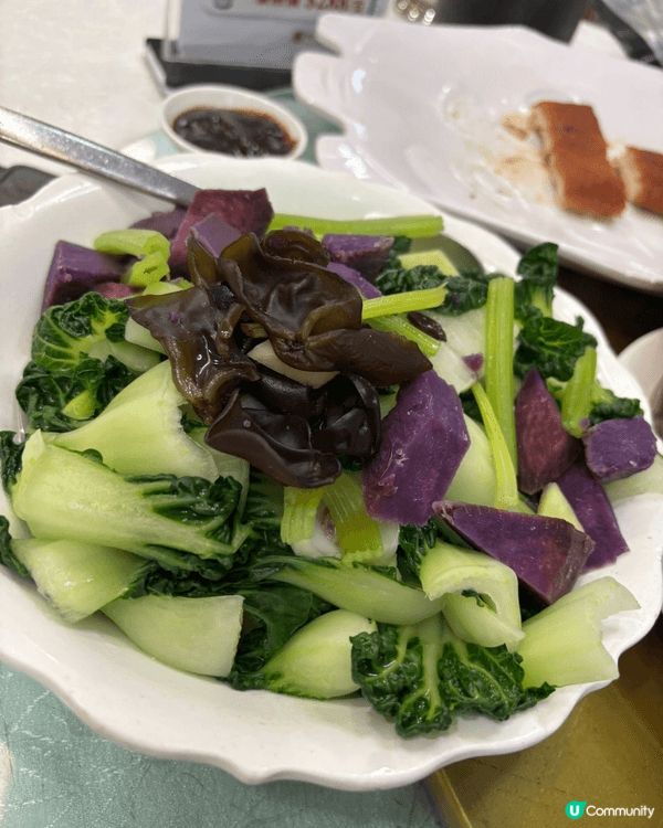 為左慶祝父母結婚週年,去左灣仔金兜記食左一餐好豐富又美味嘅晚...