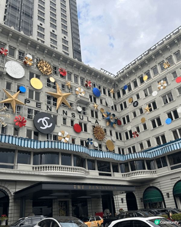 每年的半島酒店外牆為聖誕打卡熱點