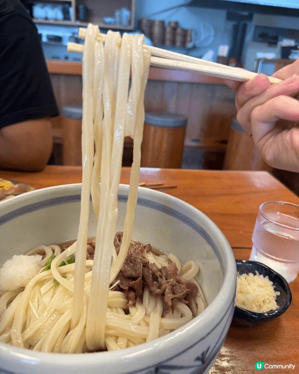 日本有很多美食地方，在丸龜的烏冬真的很好吃，麵條很有彈性。在...