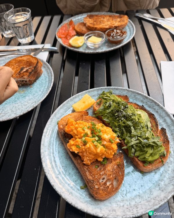 Fineprint淨係識食ricotta toast? 下面...