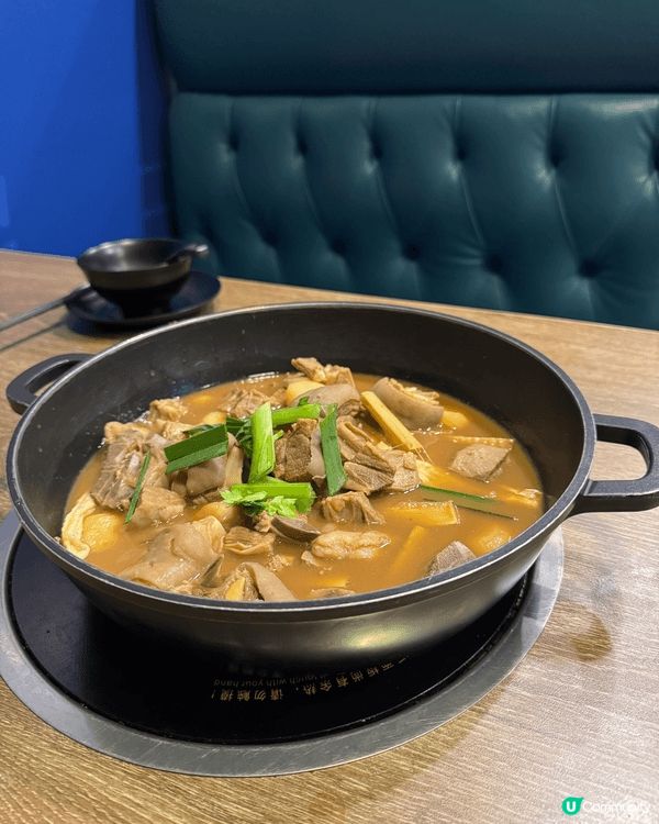 朋友介紹咗一間好吸引嘅餐廳——二鍋頭，餐廳有超級多款式食物可...