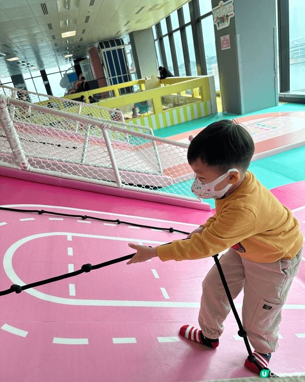 Chill kids club playhouse位於赤鱲角...