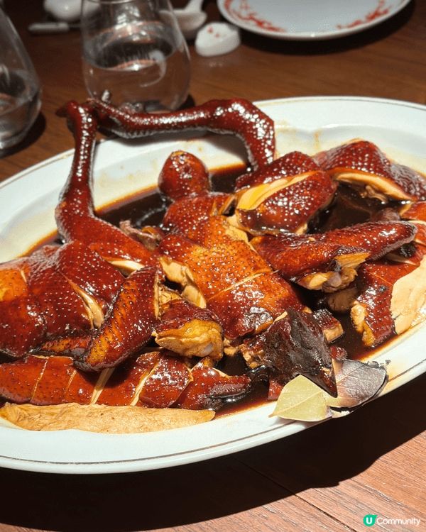 口利福 (Ho Lee Fook) 是香港中環一家