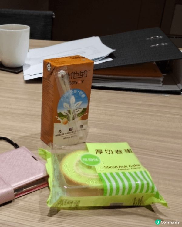 今年11月某天，我在近12小時裡只吃了一塊蛋糕和一盒維他奶，...