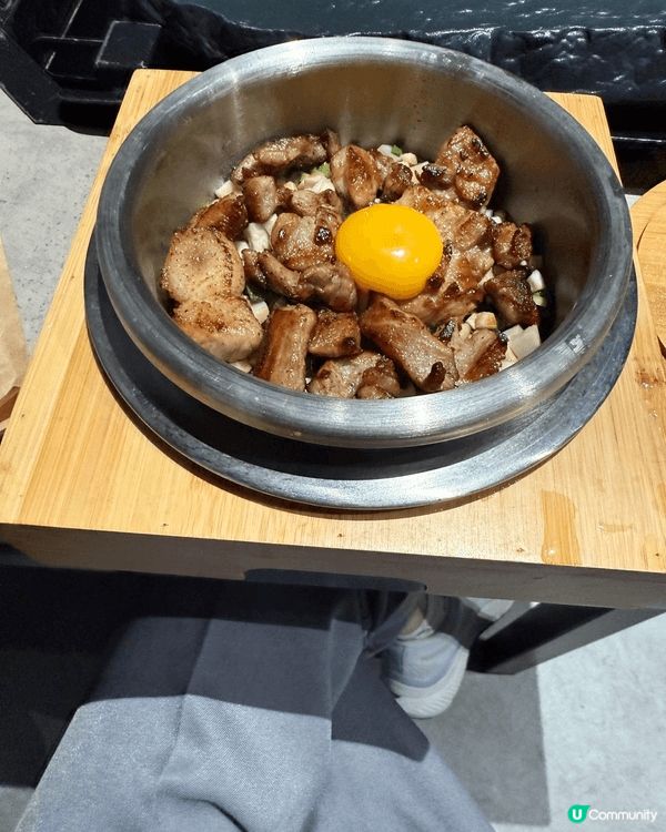 The Jeju 濟州豬腩肉釜飯，賣相吸引，美道極，有熱辣辣...