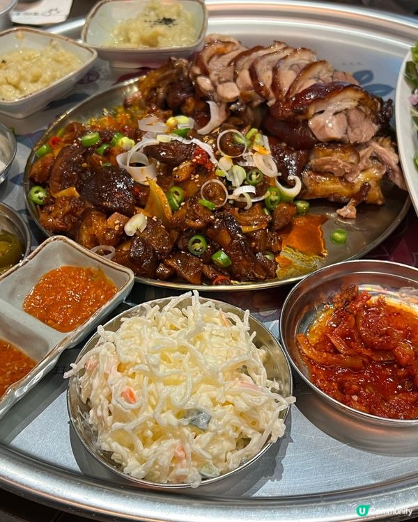 必食超大份豬腳🐷