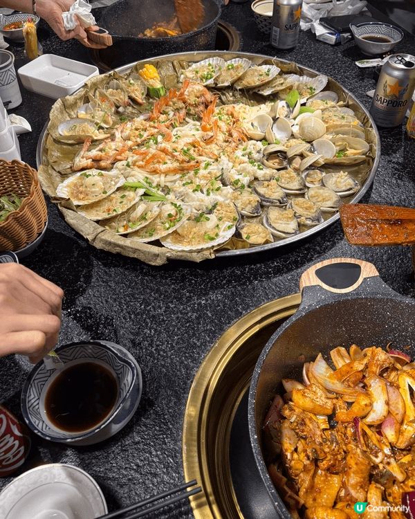 冬天最緊要係打邊爐～如果有餐廳係有蒸海鮮，雞煲，鮮牛肉火鍋就...