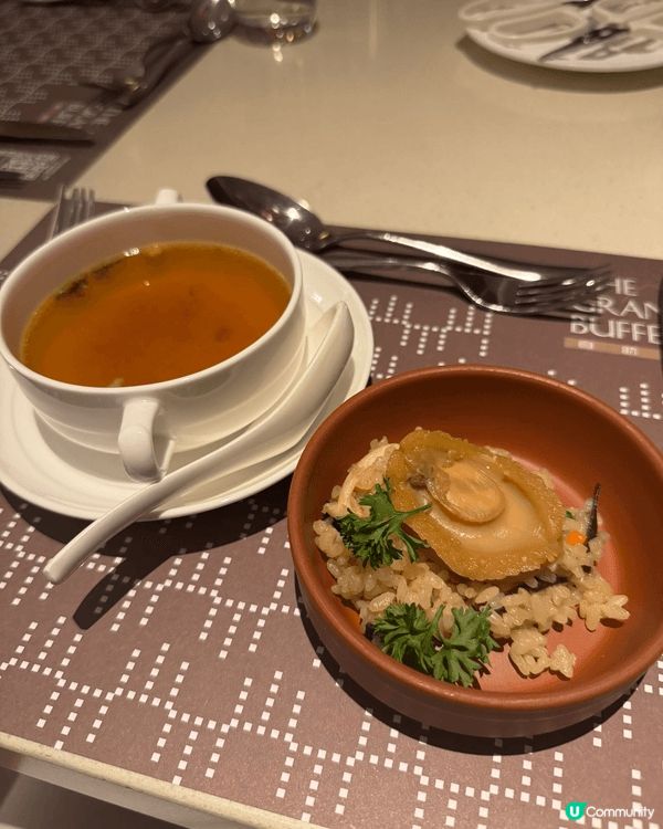 自助山嘅鮑魚飯好腍好好食