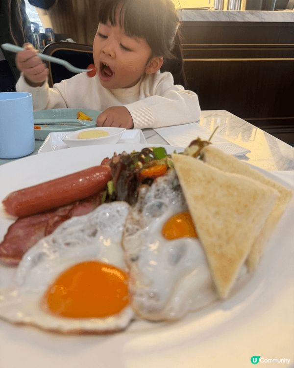 估唔到COVA 早餐咁高質！ 大推pancake, 唔係空氣...