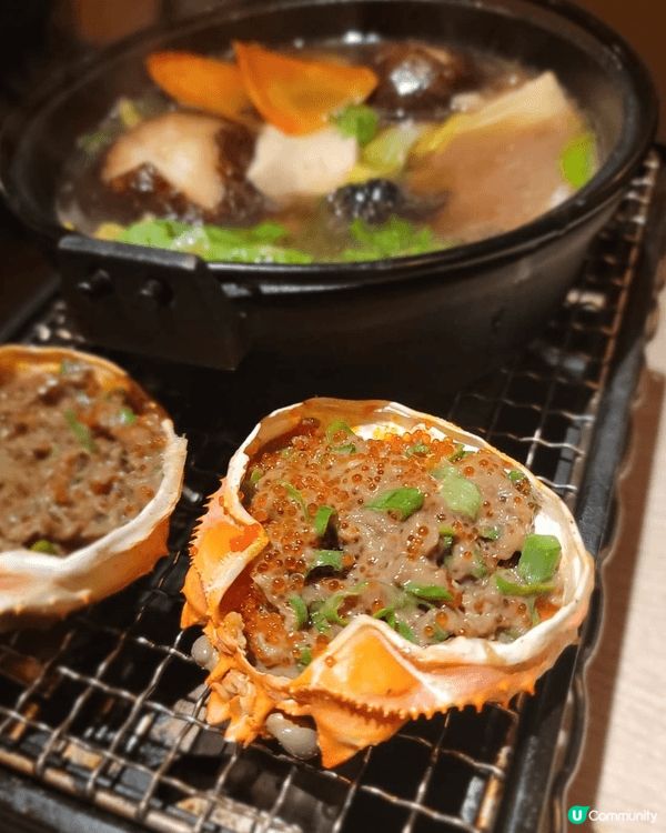 這裡的壽喜燒可以自己燒/店員幫忙燒，🔥
