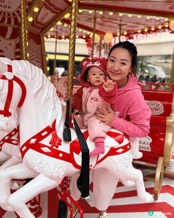 Go park 有一個merry go around , 可...