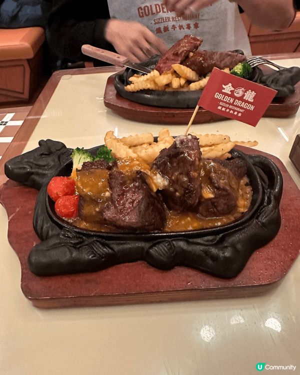 荃灣如心廣場有聖誕裝飾市集