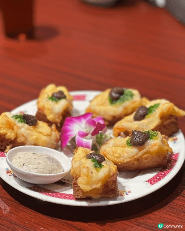 旺角高水準新式大牌檔！極脆口蝦多士