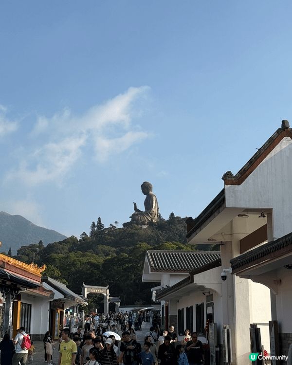 可以坐纜車欣賞美景，還有大佛，昂坪360市集，消磨整個下午