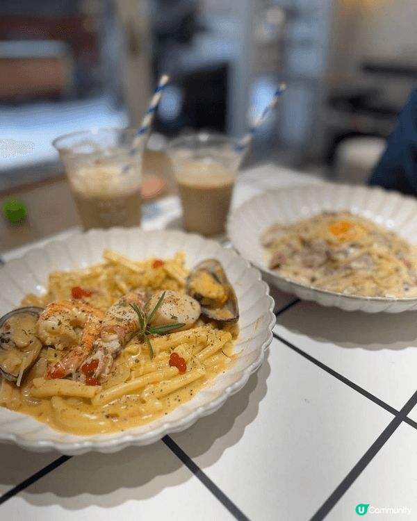 周圍都有幾間本土cafe 但係好飲咖啡同好食既意粉未必間間都...