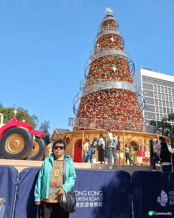 生日和媽媽去中環聖誕市集，很多打卡位，附近中環街市也很多東西...
