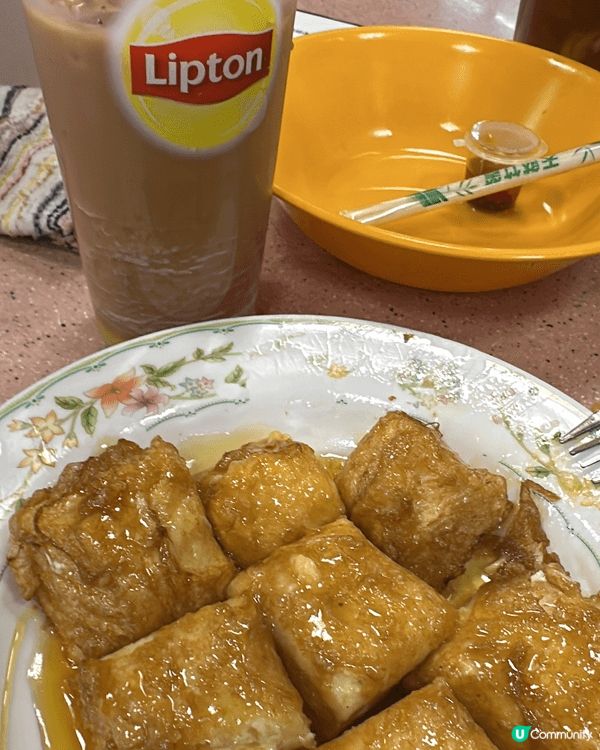大埔墟熟食街市，李記茶檔，奶茶好好飲西多勁好食。