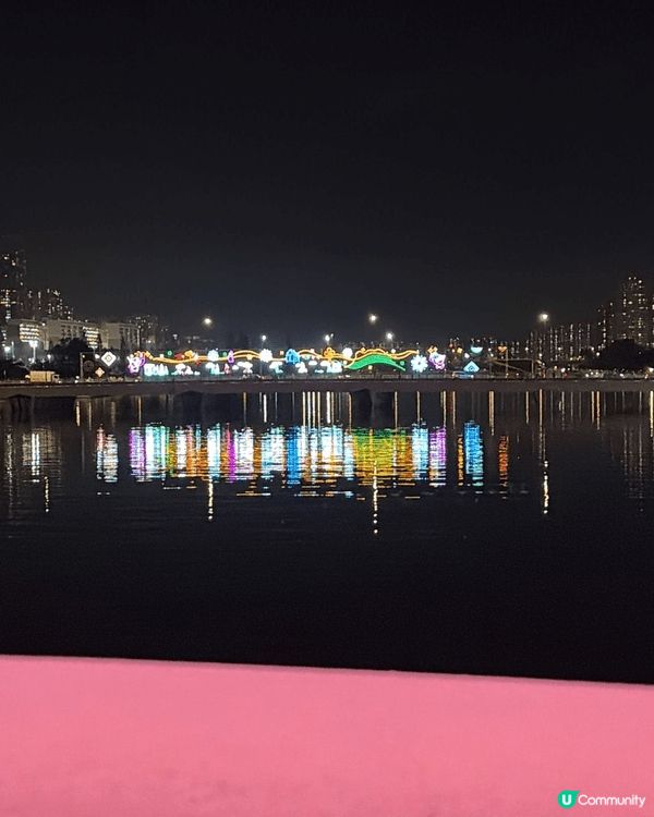 沙田瀝源橋，每年聖誕都會去影靚相，對於住新界北又湊住小朋友嘅...