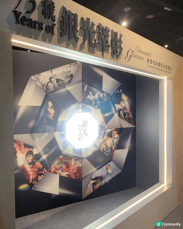 香港電影資料館，有好多歷史電影，畫册，文物資料提供欣賞，值得...
