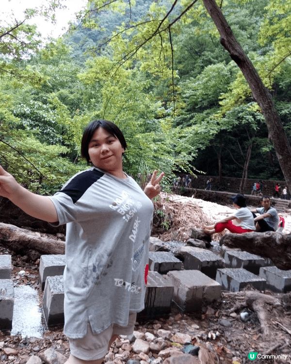 張家界是過唔錯的旅遊景點這的景點山清水秀的白深圳皇冠酒係個唔...