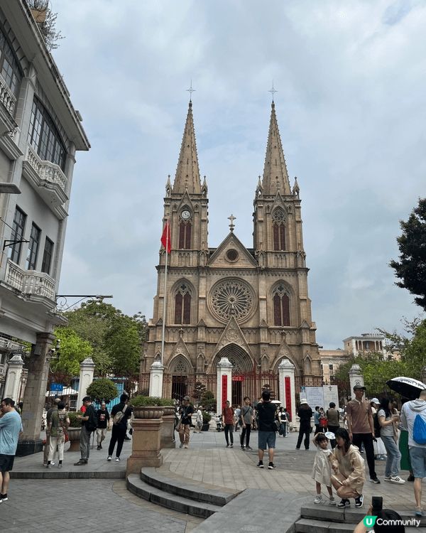 廣州有很多特色美食，特別推介廣州的美食，價廉物美，有平又貴，...