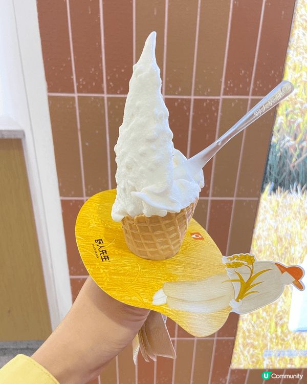 韩国之行，尝了当地特色的釜饭，酱油蟹，石头烤贝壳，还试了玉桂...
