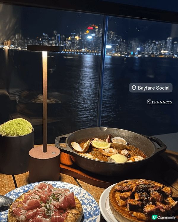 我平常很喜歡周圍嘗試不同的餐廳，buffet ,omakas...