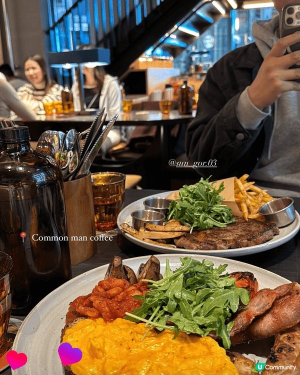 我平常很喜歡周圍嘗試不同的餐廳，buffet ,omakas...
