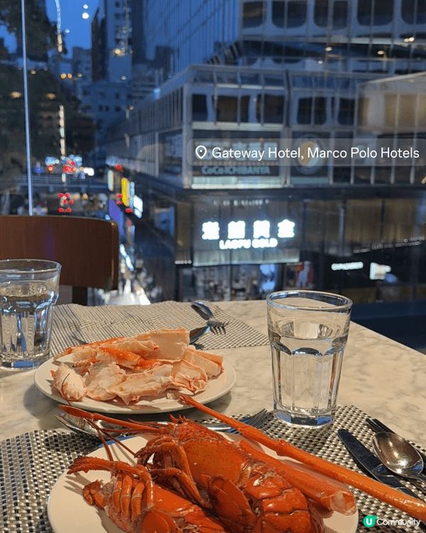 我平常很喜歡周圍嘗試不同的餐廳，buffet ,omakas...
