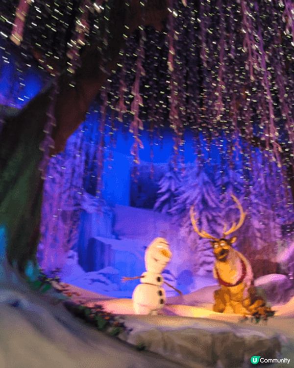 香港迪士尼的「冰雪世界」其實是「魔雪奇緣世界」，是全球第一個...