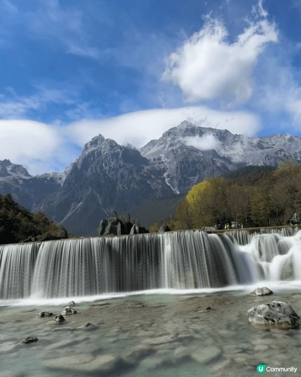 雲南之旅 玉龍雪山，藍月谷 倒影的藍色 很漂亮 天然之美 盡...