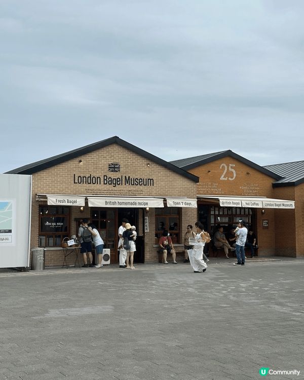 嚟到韓國濟州島，梗係要嚟佢哋最出名嘅London Bagel...