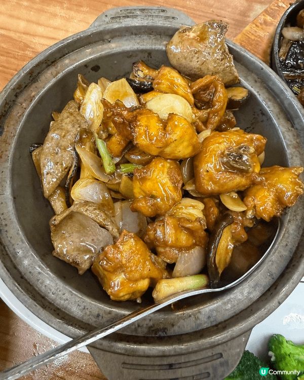 啫啫🐔煲,黑椒🐮仔骨,魚香茄子🍆,夠入味又野味!配炒西蘭花🥦...