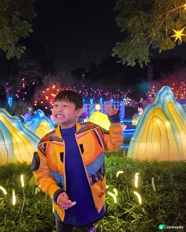 新年快樂 三百年古鎮甘坑 燦爛的鐵花