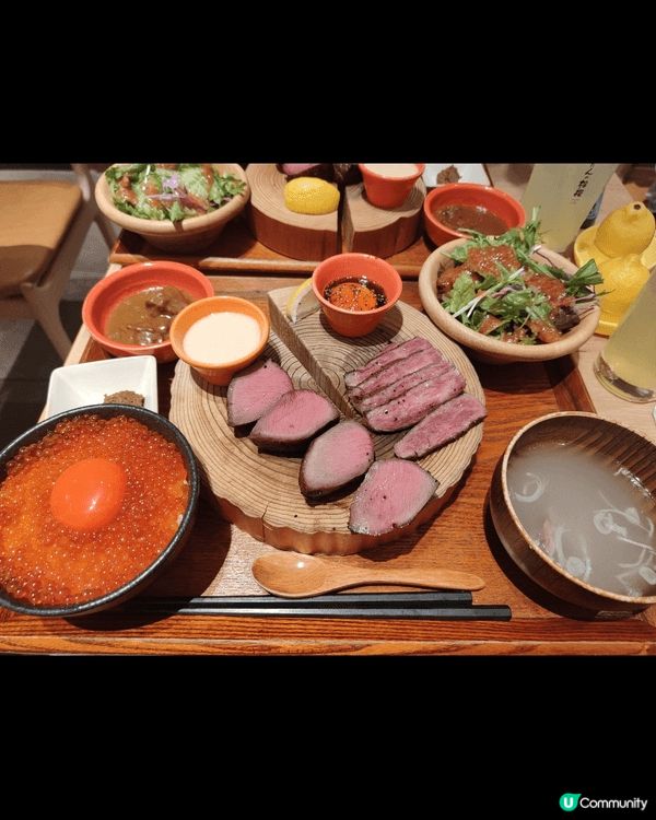 淺草檸檬牛舌店。這間淺草店畀新宿店容易預約，本人點了牛肉拼牛...