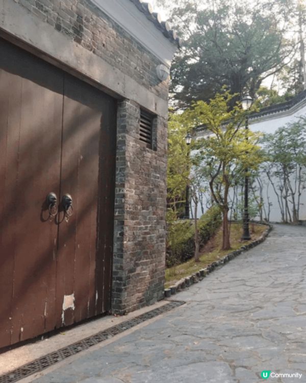 九龍寨城公園，gardening 非常雅致，行完個人充滿了氣...
