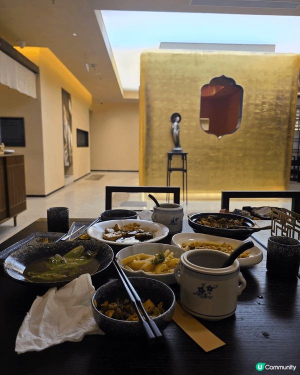係上海無意發現嘅素食餐廳！！好surprised,  堅好食...