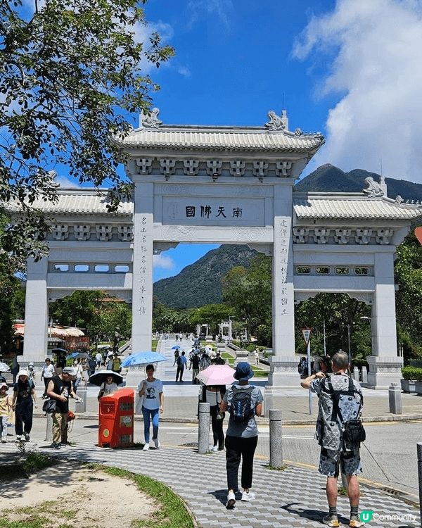 之前同屋企人齊齊去大嶼山拜大佛，然後去登彌勒山，呼吸新鮮空氣...
