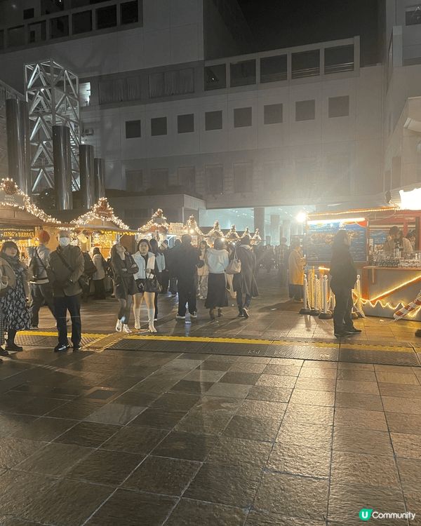 11月尾去咗日本大阪，街道上已經唔少地方有燈飾，亦都有一啲聖...