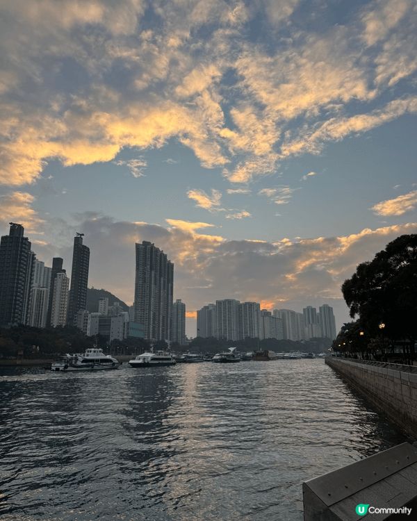 香港南區其實有很多美麗的風景和玩樂點，大家都去體驗下南區美麗...