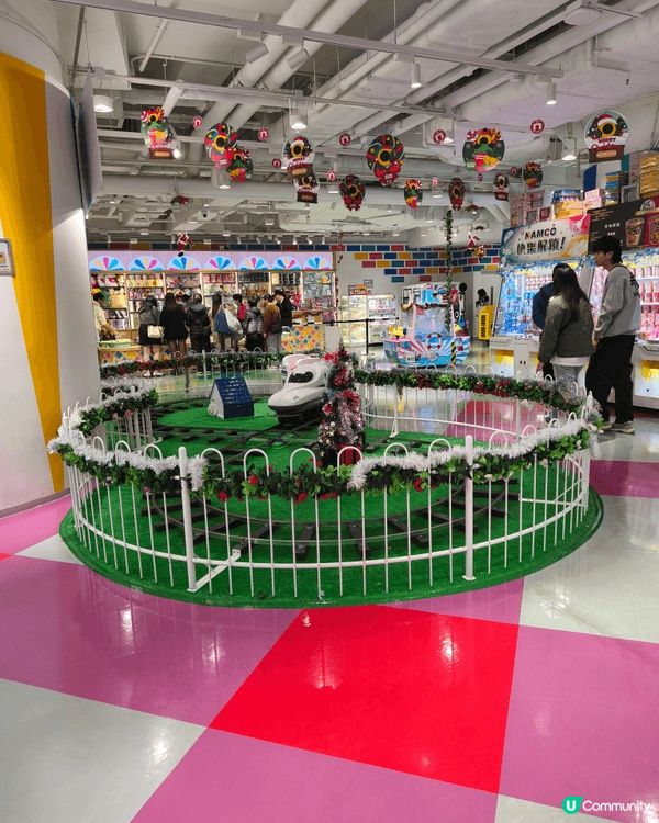 圍方呢間Namco 系正大圍站上面， 好方便， 仲有小朋友玩...