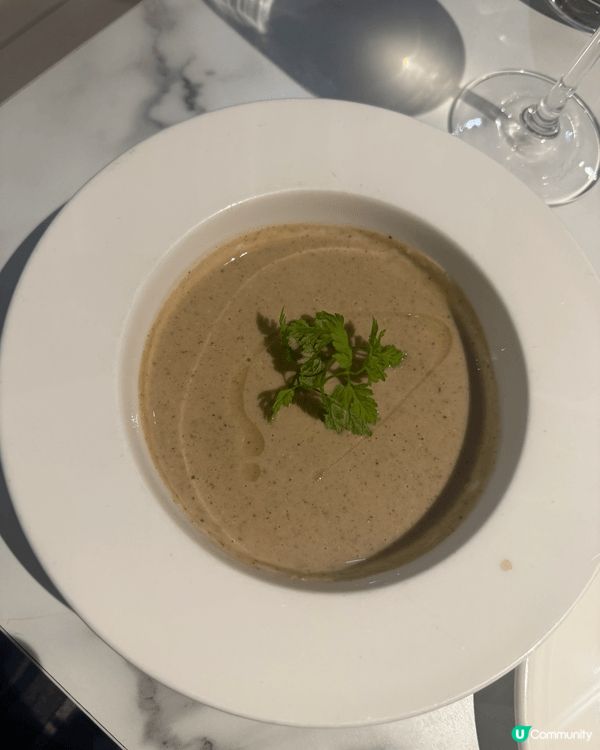 Lab eat restaurant @mk …老公生日出去...