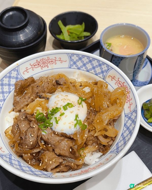早日去咗銅鑼灣登龍街Yummy House食定食，真係唔錯👍...