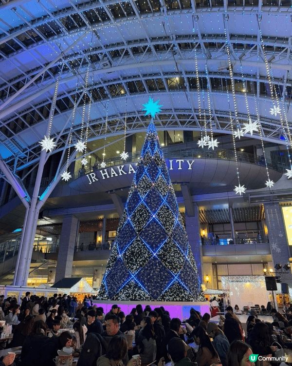 上年去左福岡，甘岩已經有聖誕裝飾，JR博多城（JR Haka...