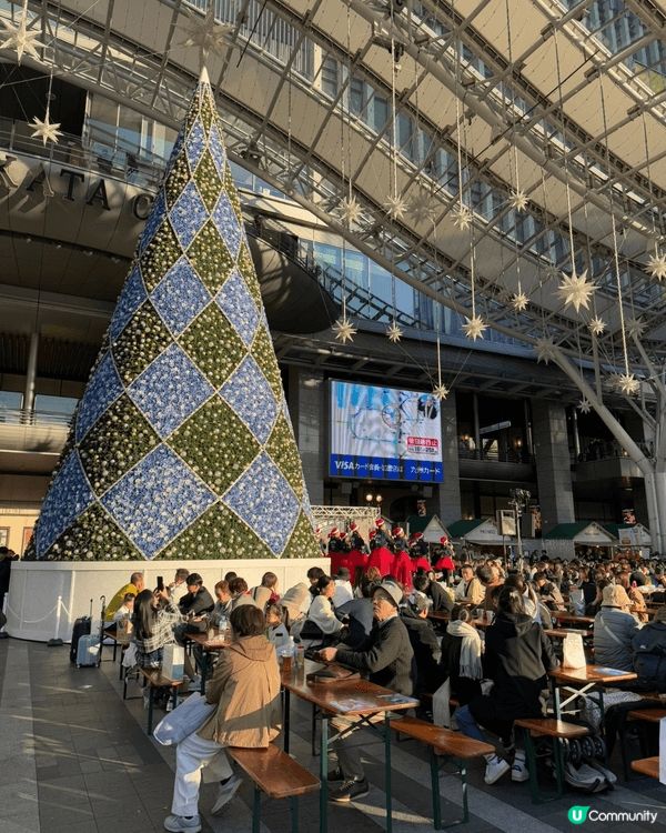 上年去左福岡，甘岩已經有聖誕裝飾，JR博多城（JR Haka...