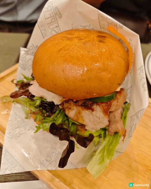 Oliver's Super Sandwiches全新 “E...