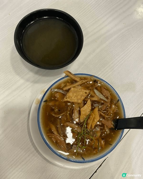 最近少食左士多啤梨蛋糕，但呢果星巴克整得出奇地好食，加上一個...