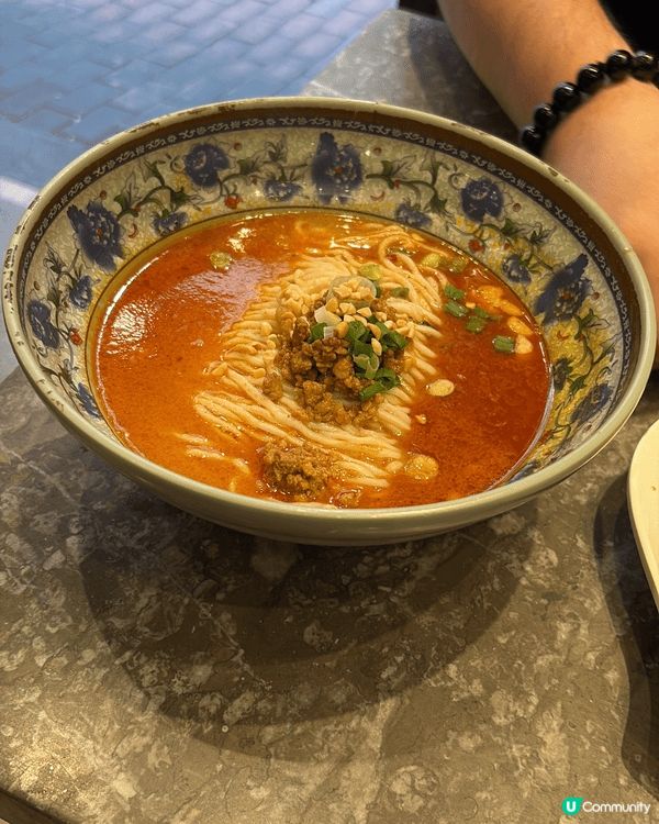 想介紹比大家有正野食呀，上海萬家村餐廳位於深水埗福榮街117...