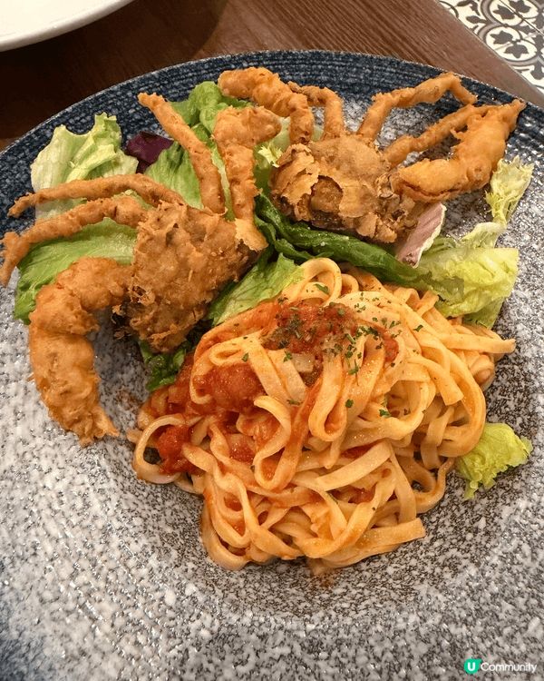 諗起食意粉，即刻去咗《意粉狂熱》第一次幫襯😌見到店外擺放多個...