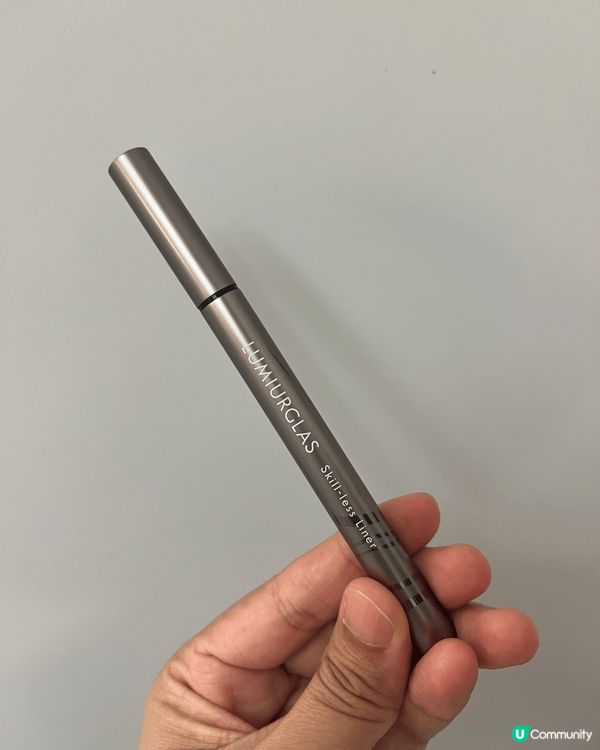 成日都覺得畫眼線好高難度，好多時啱啱起手就已經手震得一筆一畫...